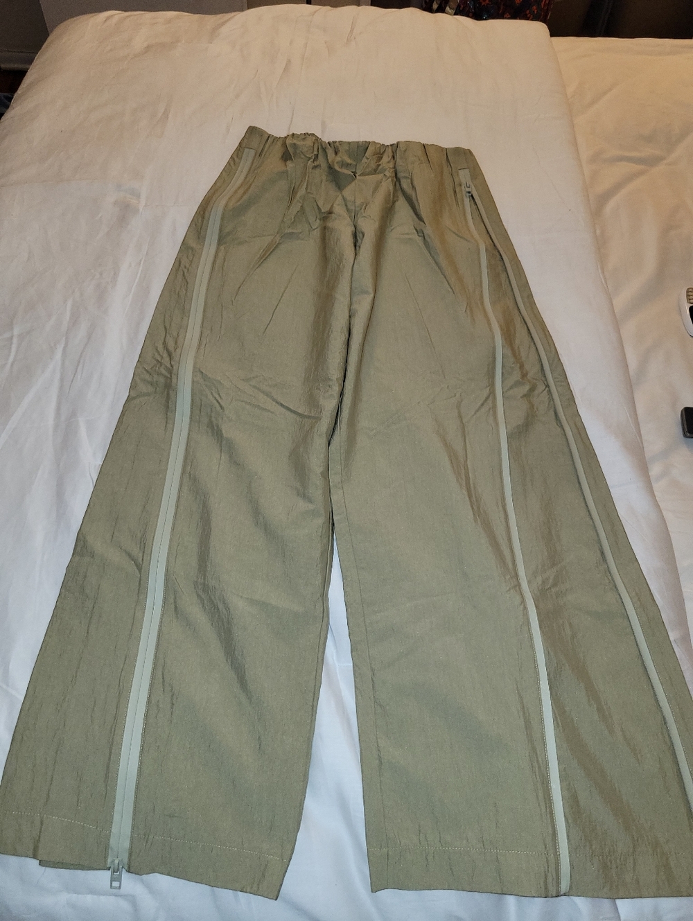 Zara Olive Green Wide-Leg Track Pants with Side Zippers